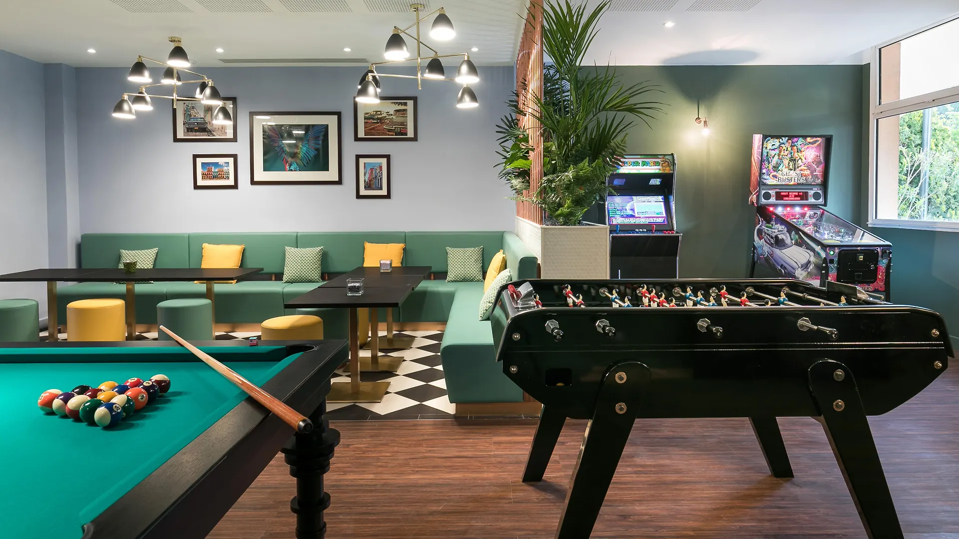 ****  Hotel Birdy By Happyculture Aix-en-Provence France