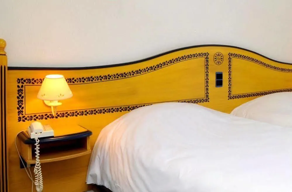Hotel Birdy By Happyculture Aix-en-Provence